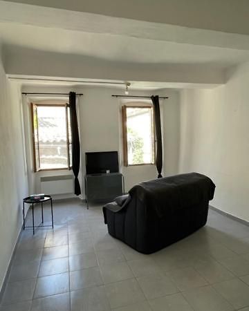 Joli Appartement Au Coeur Du Village Лорг Екстериор снимка