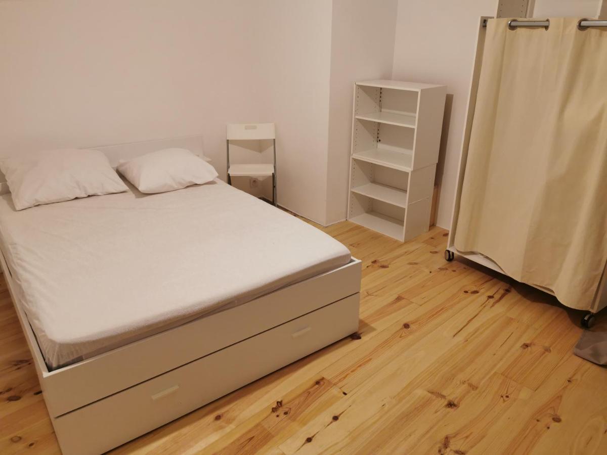 Joli Appartement Au Coeur Du Village Лорг Екстериор снимка