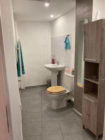 Joli Appartement Au Coeur Du Village Лорг Екстериор снимка